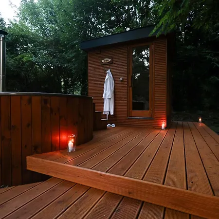 Villa Forestlux Vendeghaz Zebegény